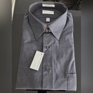 Van Heusen Mens Long Sleeve Dress Shirt